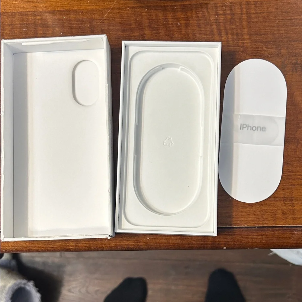 EMPTY IPHONE 17 Apple Smartphone in Light Purple BOX!